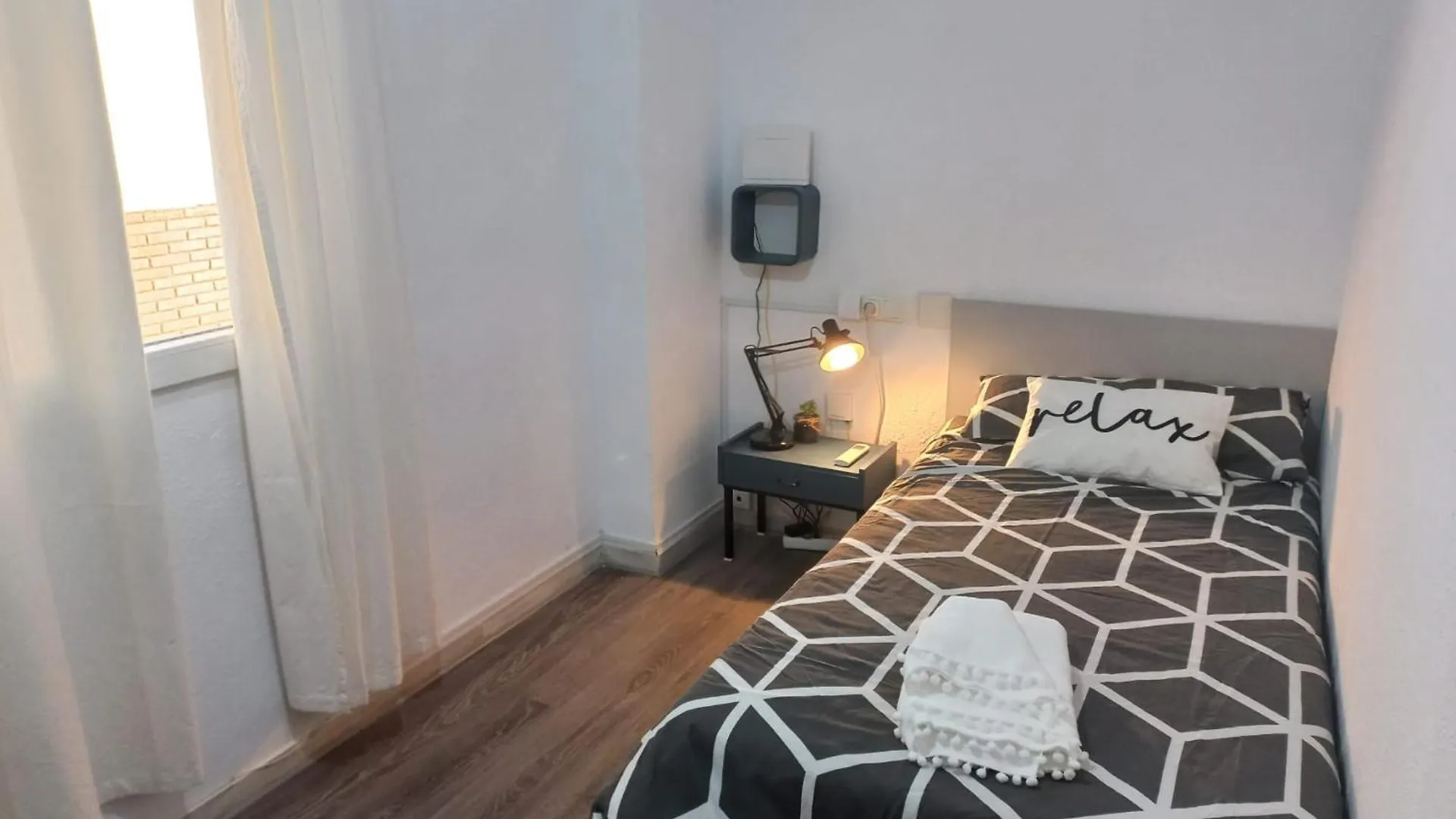 Apartamentos Centricos A 10 Min De La Playa Almeria